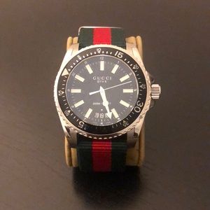 Gucci Dive Black Dial Nylon 45mm Mens Watch
